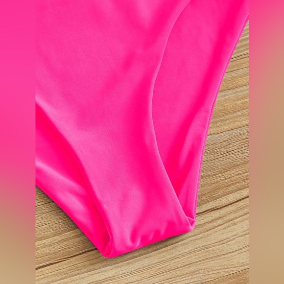 Tropical Bikini Set - Picture 3 of 6